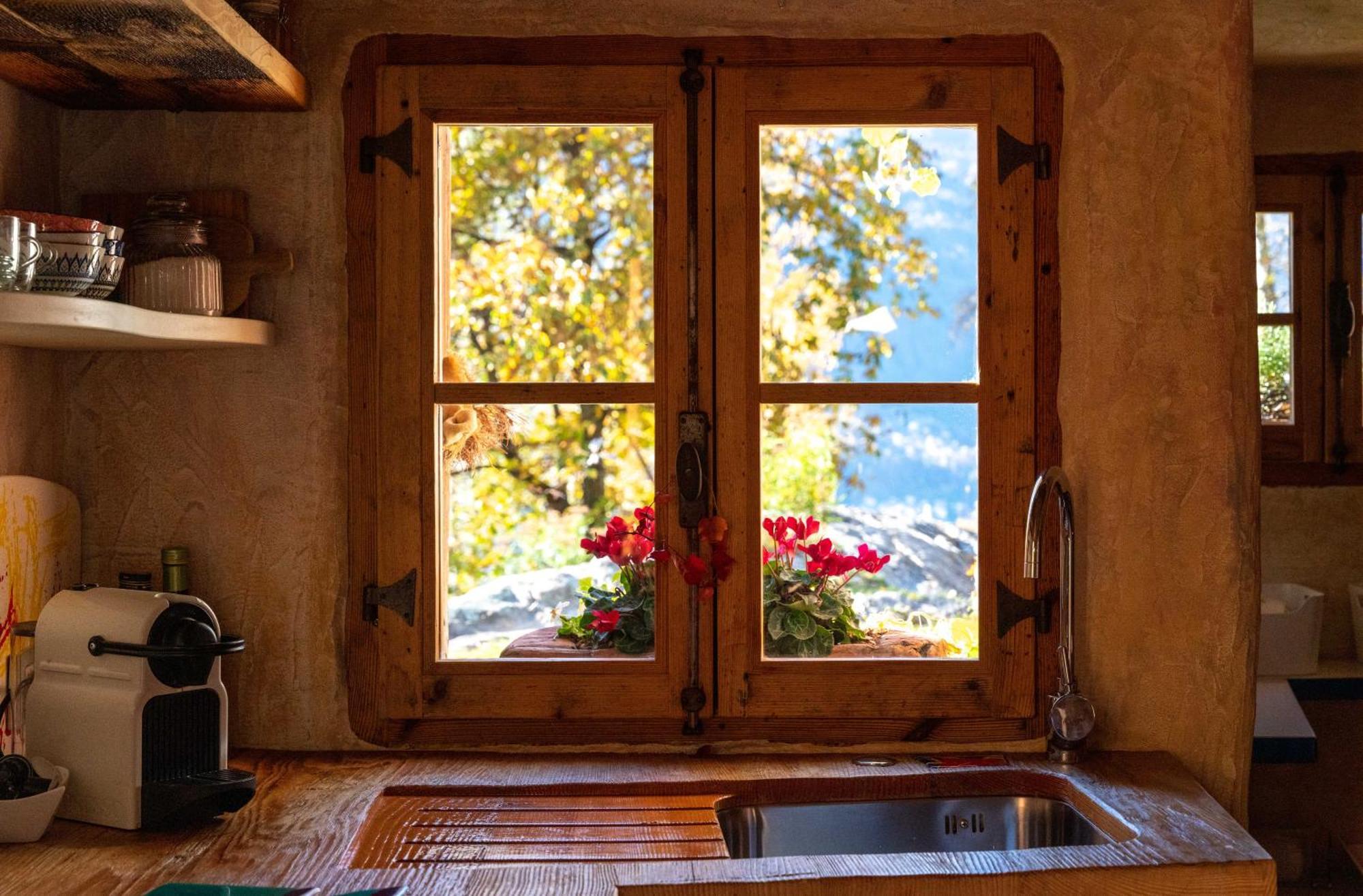 Resalbert Chalet Chiavenna Bagian luar foto