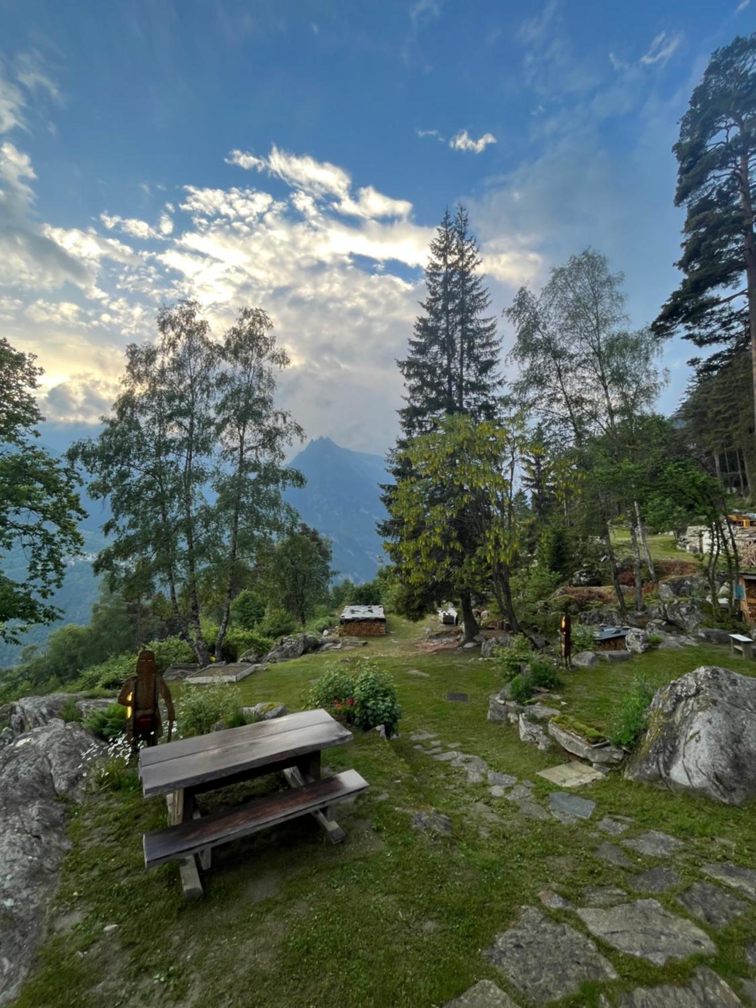 Resalbert Chalet Chiavenna Bagian luar foto