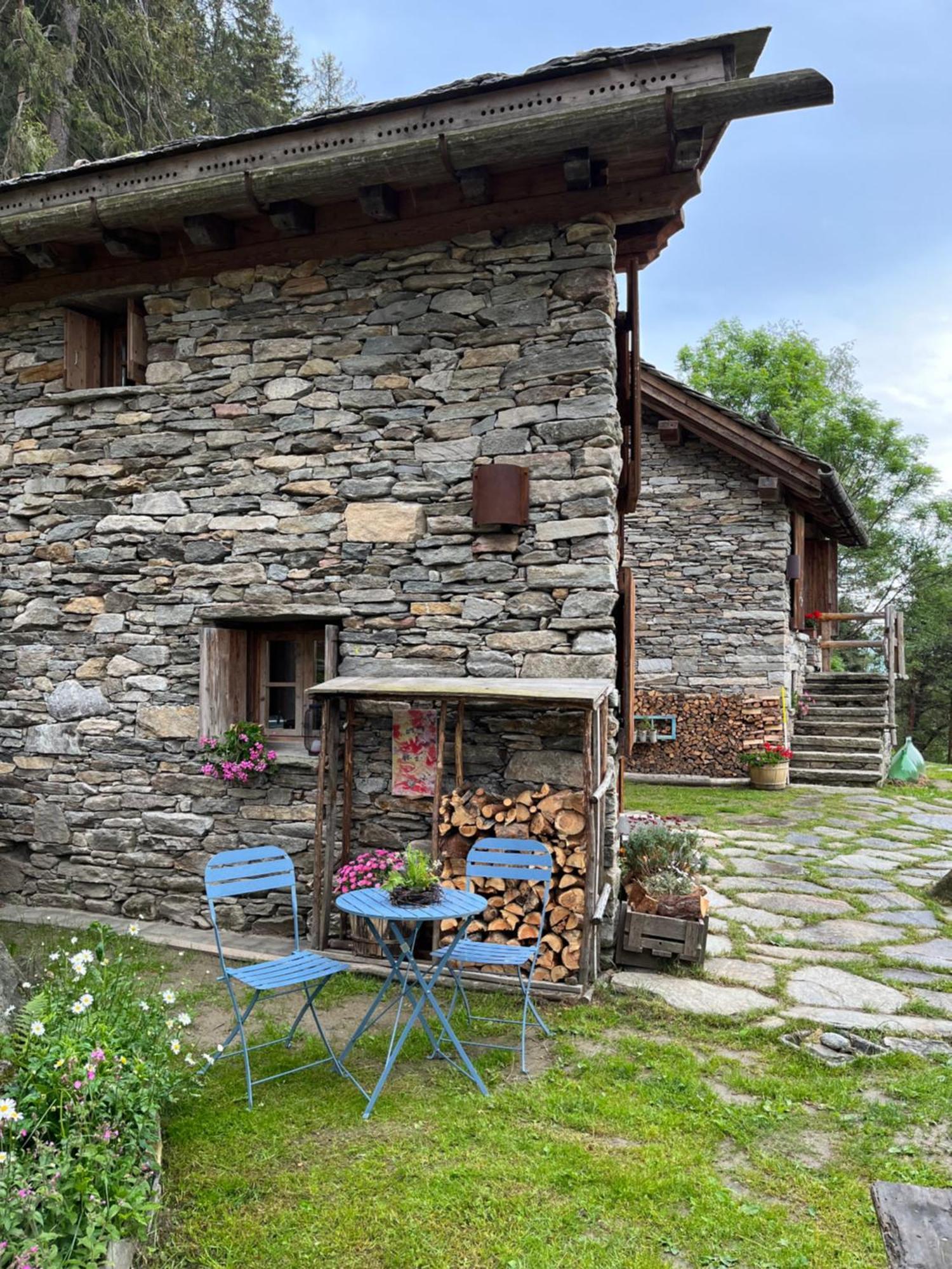 Resalbert Chalet Chiavenna Bagian luar foto